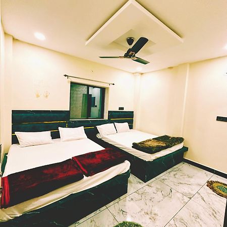 Hotel Shiv Gouri Palace Удджайн Экстерьер фото